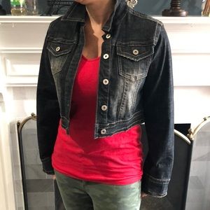 Crop distressed denim jacket